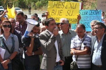 1379166315 Sansada HES protestosu2