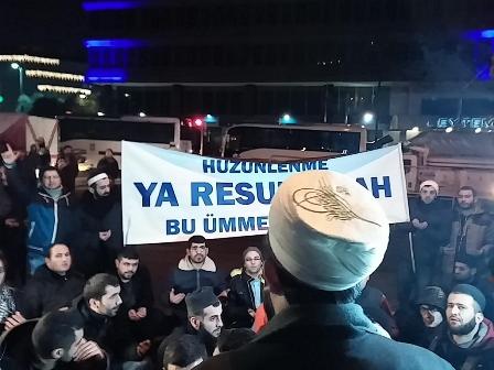 cumhuriyet gazetesi önü