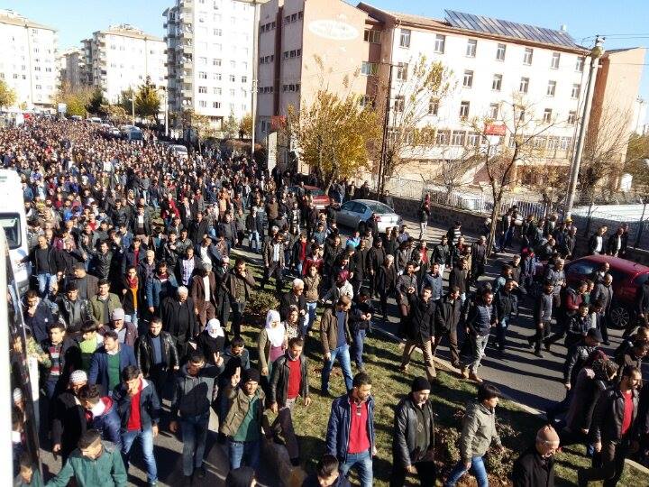 amedde abluka suruyor