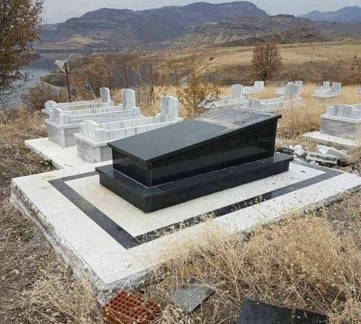 armenakin mezar tasi