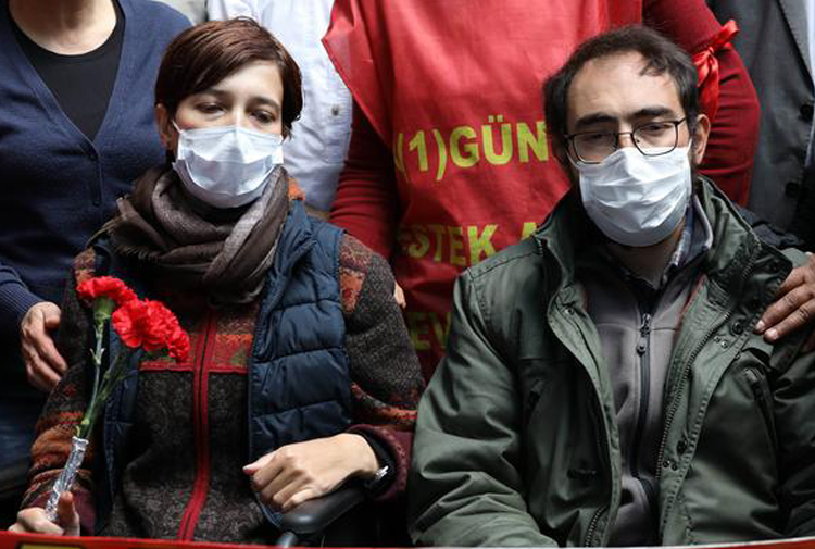 nuriye gülmen semih özakça