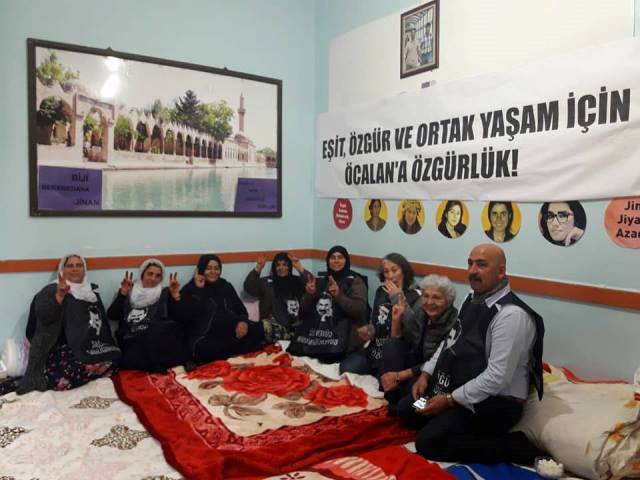 öcalan için açlık grevi
